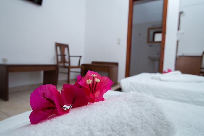 Imagen de la habitación del Hotel Anamar Patmos. Foto 7