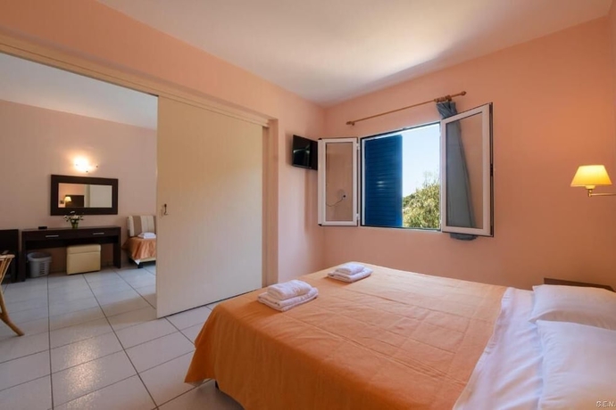 Imagen de la habitación del Hotel Anamar Skiathos. Foto 9