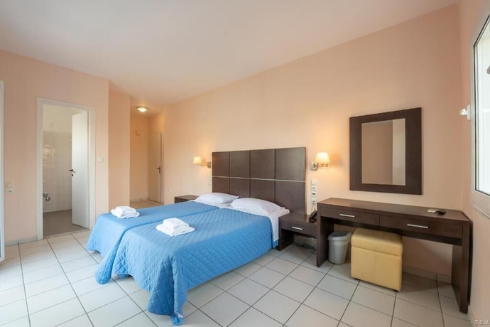 Imagen de la habitación del Hotel Anamar Skiathos. Foto 12
