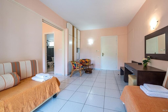 Imagen de la habitación del Hotel Anamar Skiathos. Foto 14