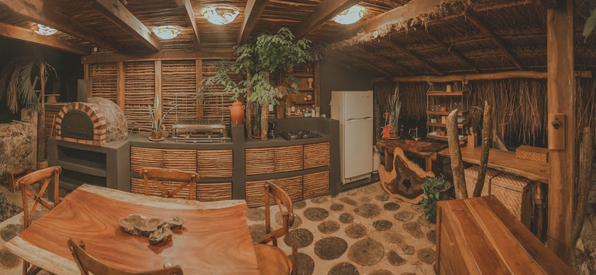 Imagen de los interiores del Hotel Anand Ecoaldea. Foto 18