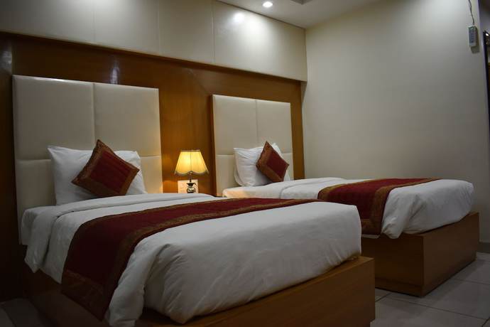 Imagen de la habitación del Hotel Anand International. Foto 12