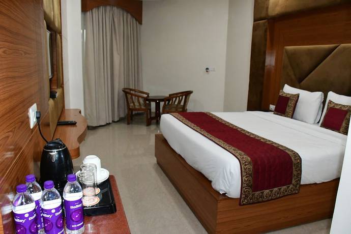 Imagen de la habitación del Hotel Anand International. Foto 16