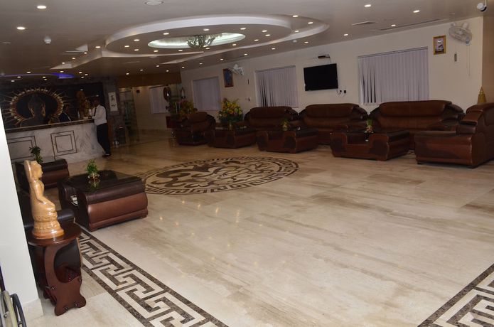 Imagen de los interiores del Hotel Anand International. Foto 20