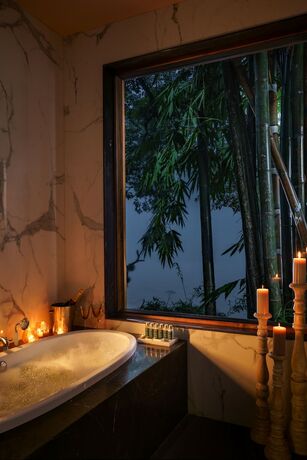Imagen general del Hotel Anand Kashi By The Ganges, Rishikesh &ndash; IHCL SeleQtions. Foto 3