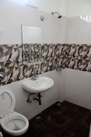 Imagen de la habitación del Hotel Anand Mahal By Tumas. Foto 15