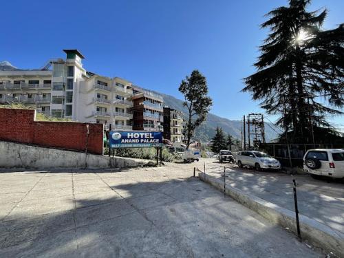 Imagen general del Hotel Anand Palace Dharamshala. Foto 1