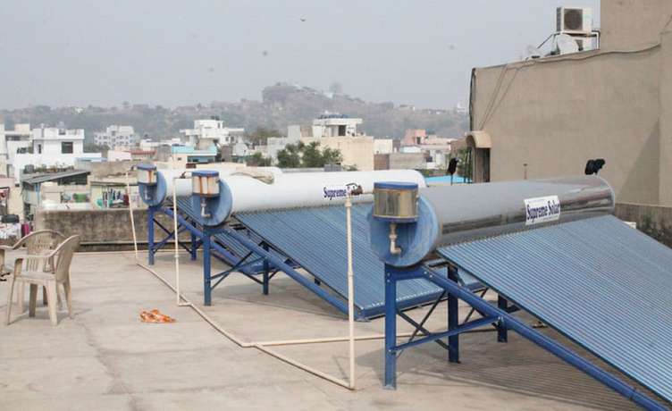 Imagen de los exteriores del Hotel Anand Palace, Gwalior. Foto 8