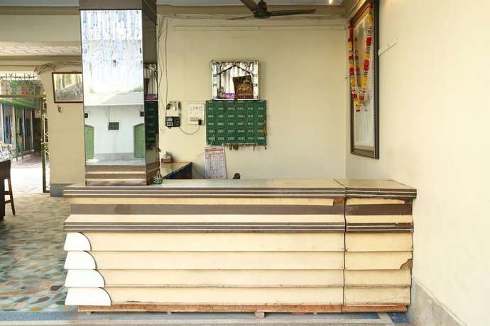 Imagen de los interiores del Hotel Anand Palace, Gwalior. Foto 11