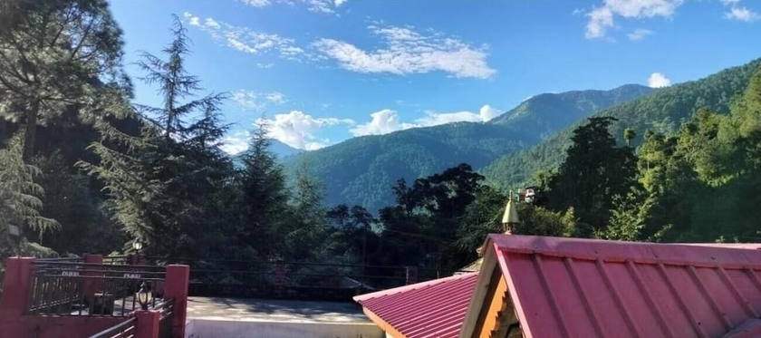 Imagen general del Hotel Anand-Ganga Yoga Guesthouse. Foto 5