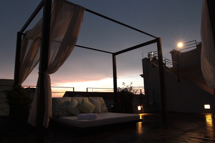 Imagen de los exteriores del Hotel Ananda Boutique. Foto 12