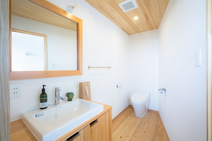 Imagen de la habitación del Hotel Ananda Chillage. Foto 21