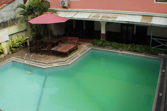 Imagen de la piscina del Hotel Ananda. Foto 20