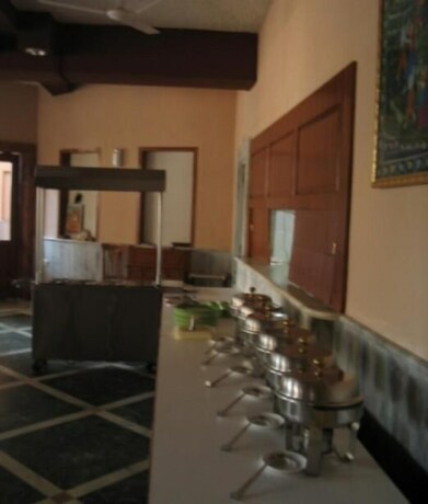 Imagen del bar/restaurante del Hotel Ananda Krishna Van. Foto 21