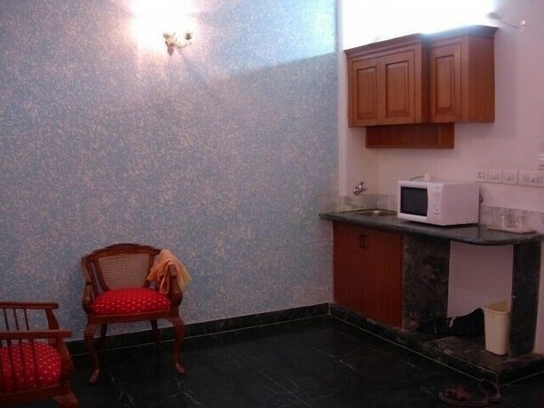 Imagen de la habitación del Hotel Ananda Krishna Van. Foto 31