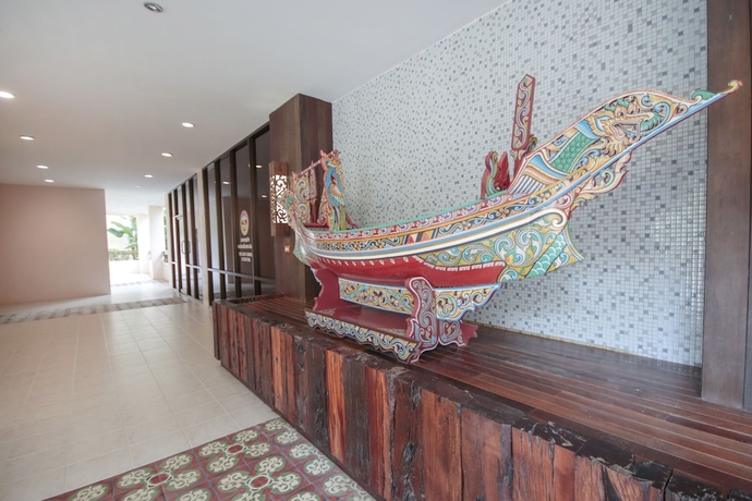 Imagen de los interiores del Hotel Ananda Lanta Resort. Foto 13