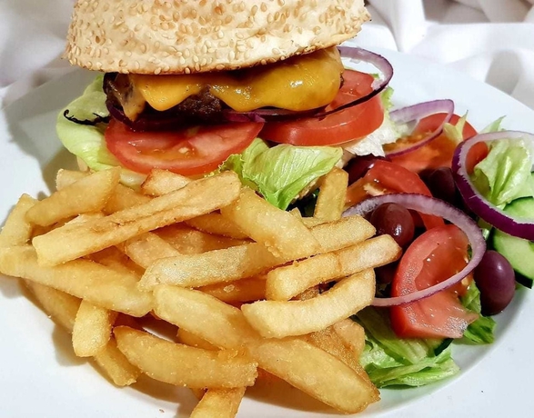 Imagen del bar/restaurante del Hotel Ananda Lodge. Foto 5