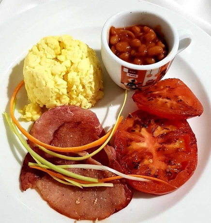 Imagen del bar/restaurante del Hotel Ananda Lodge. Foto 6