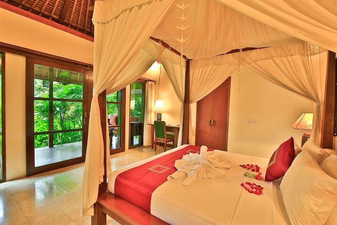 Imagen de la habitación del Hotel Ananda Ubud Resort. Foto 8