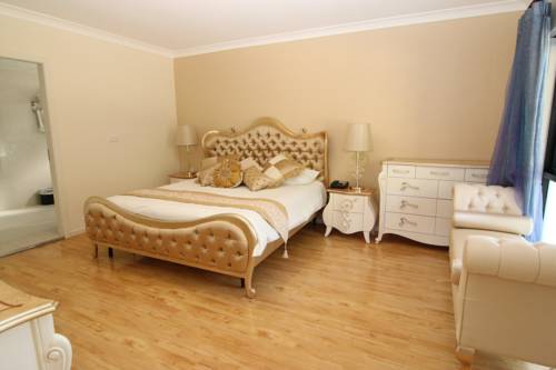 Imagen de la habitación del Hotel Ananda Wellness Retreat. Foto 2