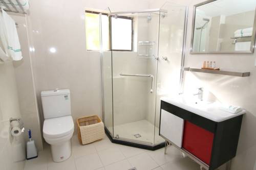 Imagen de la habitación del Hotel Ananda Wellness Retreat. Foto 4