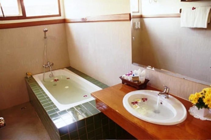 Imagen de la habitación del Hotel Anandah Beach Resort. Foto 14