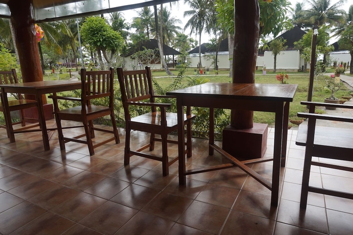 Imagen del bar/restaurante del Hotel Anandah Beach Resort. Foto 4