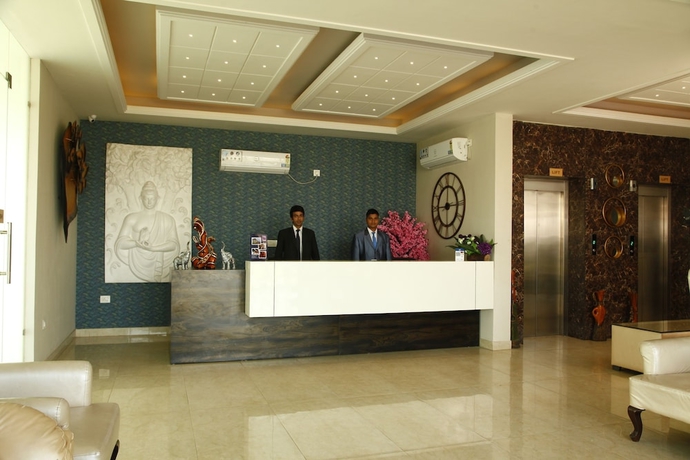 Imagen de los interiores del Hotel Anandam Clarks Inn Suites Vrindavan. Foto 19