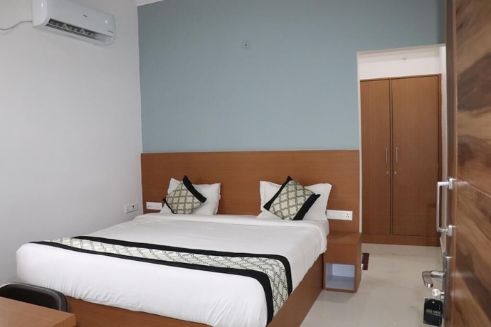 Imagen de la habitación del Hotel Anandam Grand. Foto 12