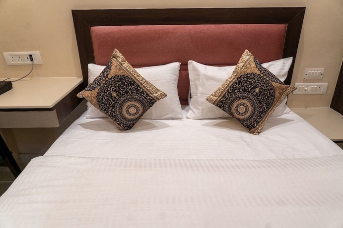 Imagen de la habitación del Hotel Anant Inn. Foto 4