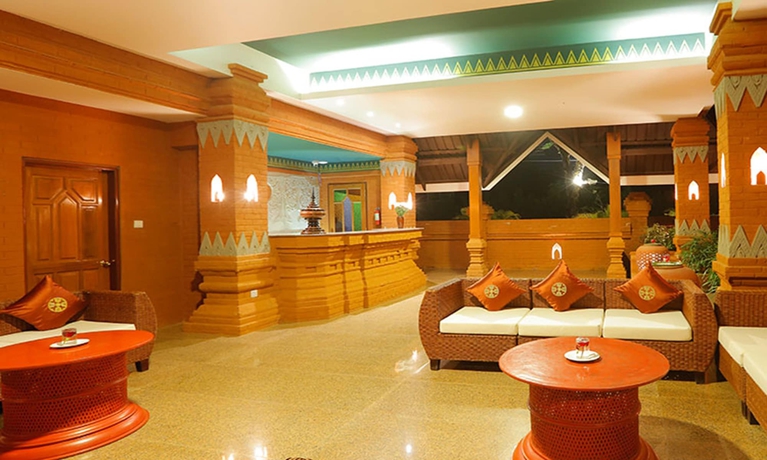 Imagen de los interiores del Hotel Ananta Bagan. Foto 16
