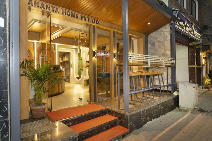 Imagen general del Hotel Ananta Home. Foto 8