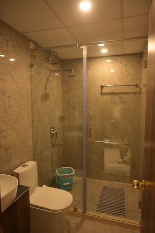 Imagen de la habitación del Hotel Ananta Sayana. Foto 15