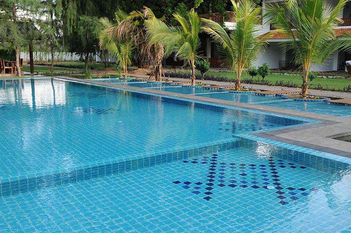 Imagen de la piscina del Hotel Anantamaa. Foto 10