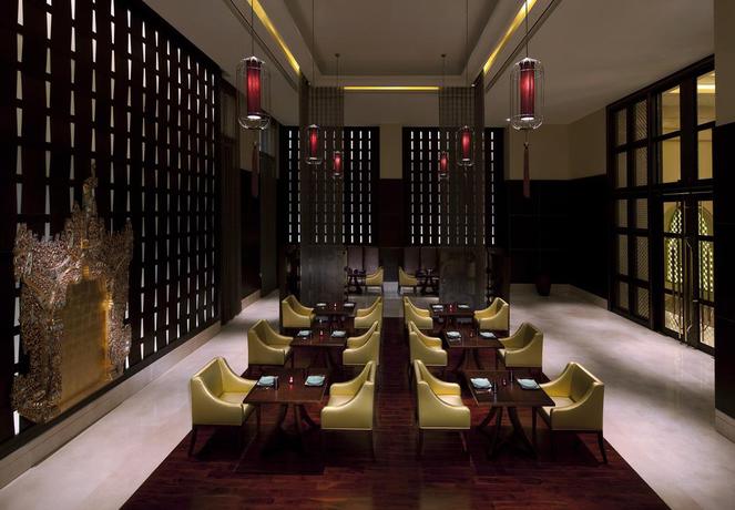 Imagen del bar/restaurante del Hotel Anantara Eastern Mangroves Abu Dhabi. Foto 8