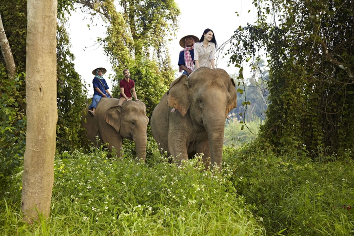 Imagen de los exteriores del Hotel Anantara Golden Triangle Elephant Camp and Resort. Foto 7