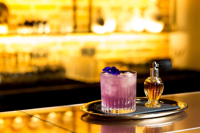 Imagen del bar/restaurante del Hotel Anantara Grand Hotel Krasnapolsky Amsterdam. Foto 2