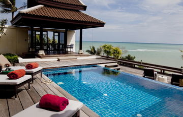 Imagen de la piscina del Hotel Anantara Lawana Koh Samui Resort, Chaweng. Foto 7