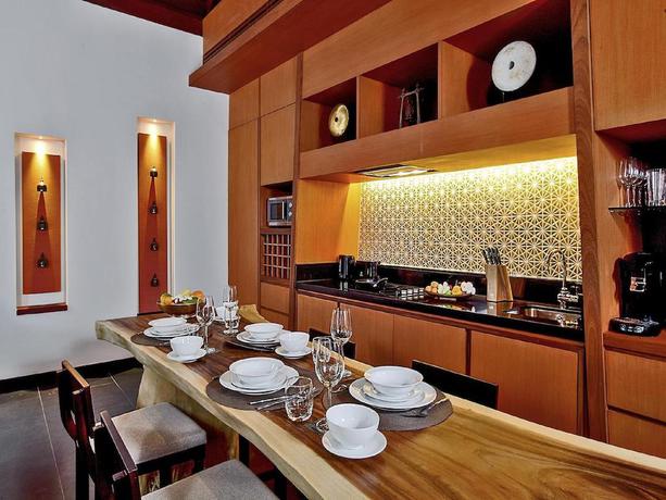 Imagen de los interiores del Hotel Anantara Mai Khao Phuket Villas - Sha Plus. Foto 19