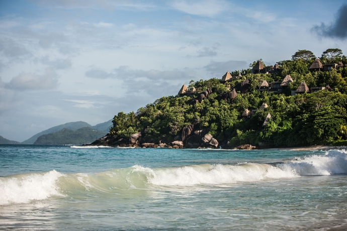 Imagen de los exteriores del Hotel Anantara Maia Seychelles Villas. Foto 10