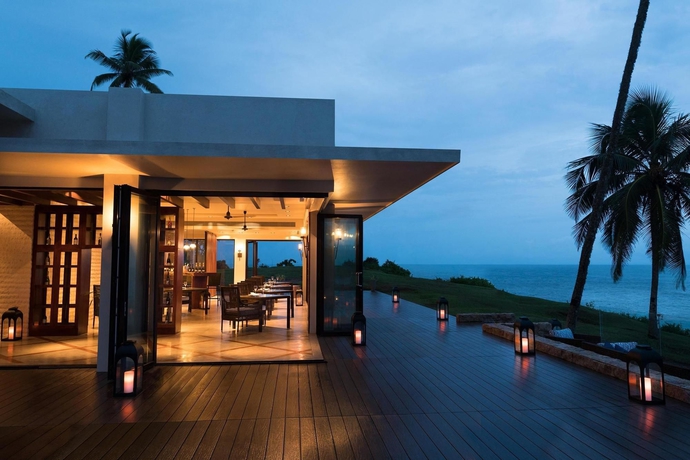 Imagen del bar/restaurante del Hotel Anantara Peace Haven Tangalle Resort. Foto 2