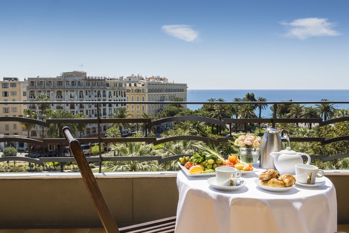 Imagen de los exteriores del Hotel Anantara Plaza Nice. Foto 10