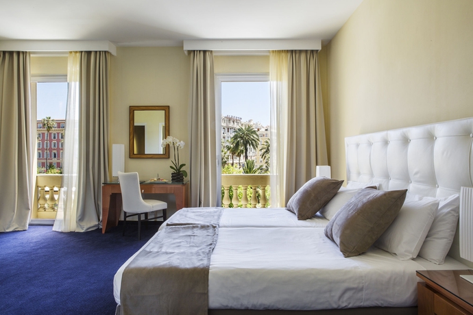 Imagen de la habitación del Hotel Anantara Plaza Nice. Foto 7