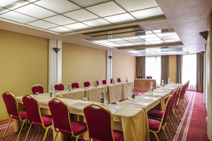 Imagen de los interiores del Hotel Anantara Plaza Nice. Foto 13