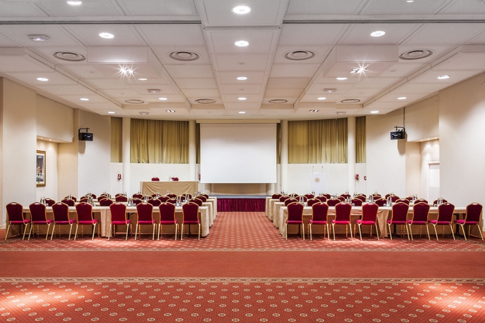 Imagen de los interiores del Hotel Anantara Plaza Nice. Foto 16