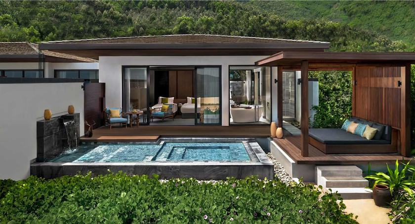 Imagen de la piscina del Hotel Anantara Quy Nhon Villas. Foto 20