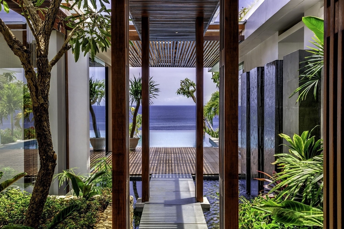 Imagen de los exteriores del Hotel Anantara Uluwatu Bali Resort. Foto 11