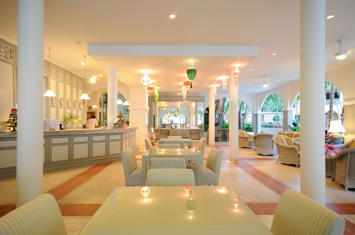 Imagen de los interiores del Hotel Anantasila Beach Resort Hua Hin. Foto 14