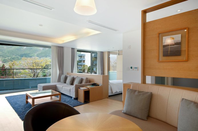 Imagen de la habitación del Hotel Ananti At Namhae. Foto 8