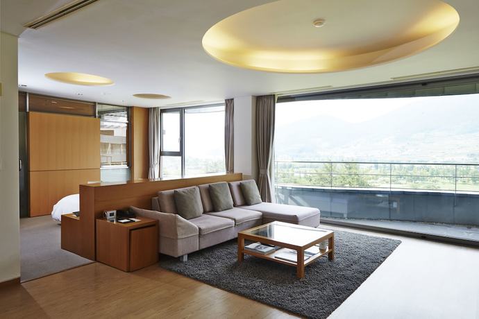 Imagen de la habitación del Hotel Ananti At Namhae. Foto 11